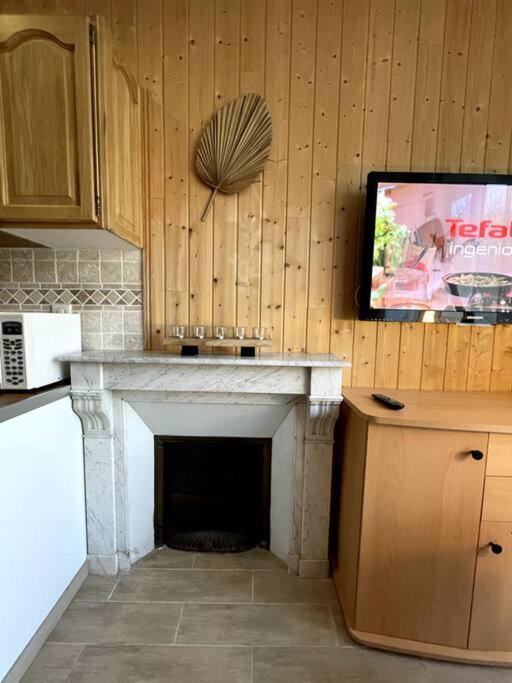 La Feessence Boisee Dore Apartment *